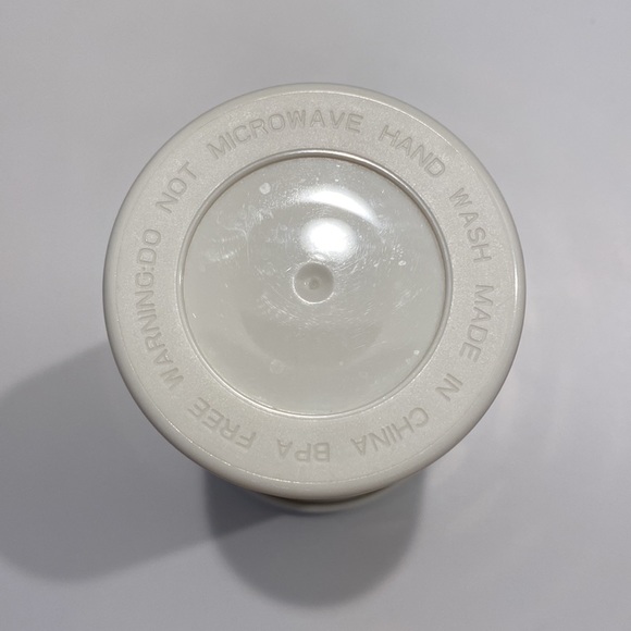 Kate Spade Tumbler - Picture 4 of 5